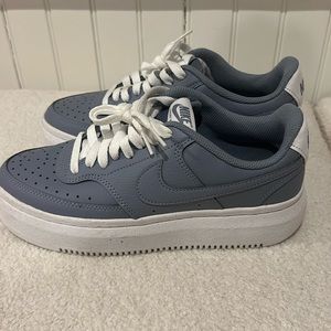 Nike court vision Alta